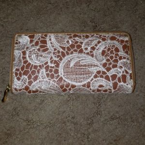 *PRICE FIRM*Brown lace wallet